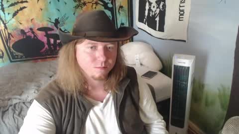 burningflute online show from June 6, 7:31 pm