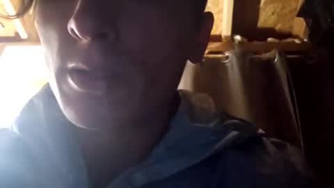 LostSingledad online show from December 8, 8:20 am