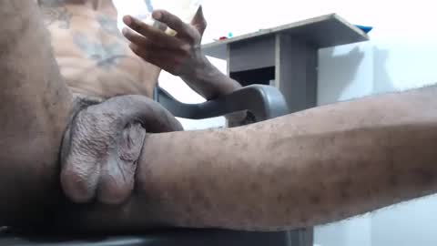 burrodelacosta online show from April 9, 5:22 am