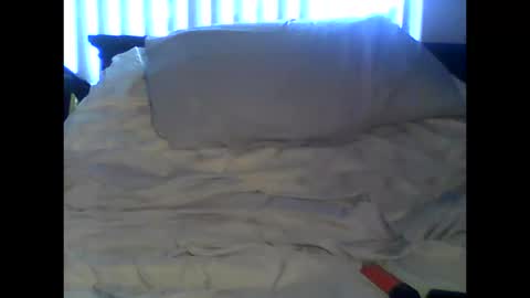 Snapshot of busturgutzgd11 chatting on October 12, 11:06 pm Busturgutzgd1 online show from October 12, 11:06 pm