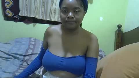 busty kenzi online show from December 11, 10:16 pm