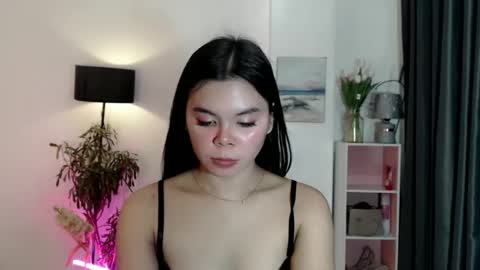 Snapshot of buttycamille chatting on September 15, 7:10 am buttycamille online show from September 15, 7:10 am