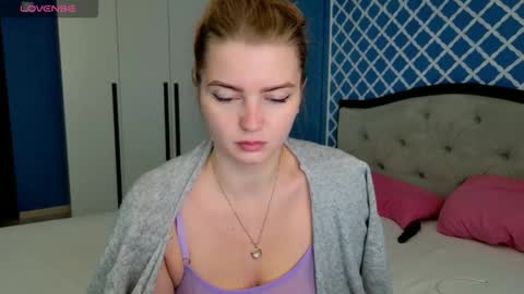 buusty_redhead online show from December 16, 7:15 am
