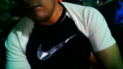 Snapshot of cachito83915 chatting on September 22, 5:00 am Cachudosexy online show from September 22, 5:00 am