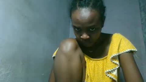 caella98 online show from April 10, 9:36 am