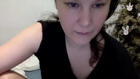 Lamb online show from April 5, 5:54 pm