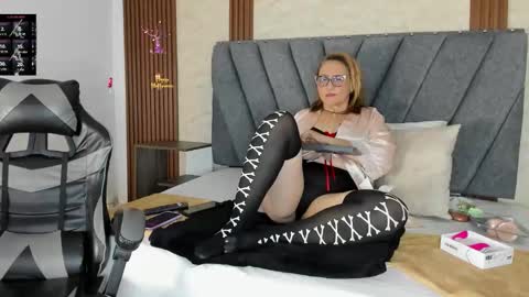 Cailin online show from November 1, 6:51 pm