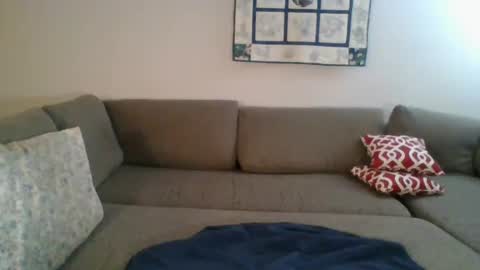 caitieluvs online show from October 13, 3:52 am