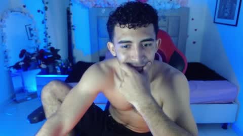 caius online show from April 1, 1:41 pm