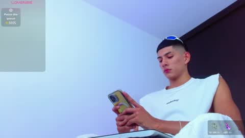 Valerio  online show from March 8, 8:14 pm