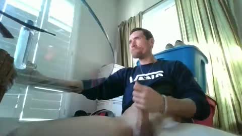 calbry82 online show from December 1, 9:57 pm