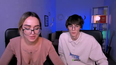 aleb online show from November 28, 1:18 pm