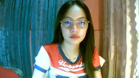 Freya online show from October 22, 3:10 am