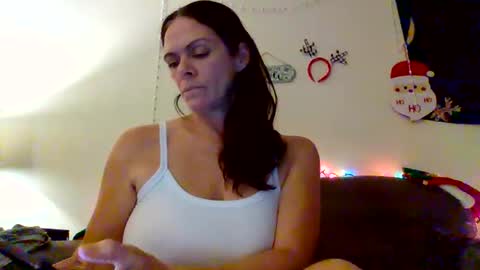 Calli online show from January 2, 3:48 am