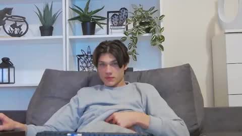 Calvin online show from February 26, 10:58 pm