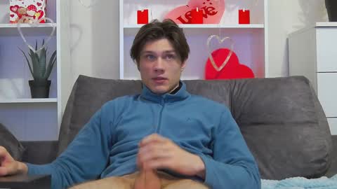 Calvin online show from February 7, 7:49 pm