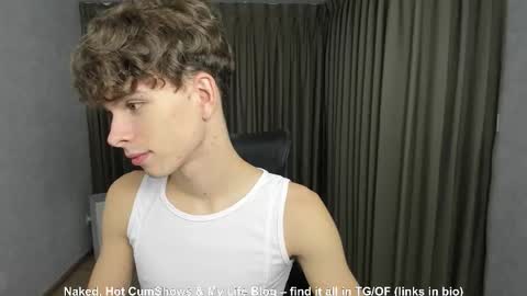 Hey I am Calvin  online show from October 21, 2:10 pm