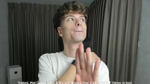 Hey I am Calvin  online show from November 26, 2:25 pm