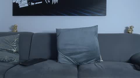 Calvin  online show from February 10, 6:42 am