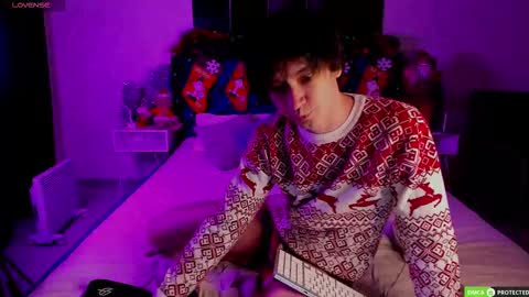 Calvin Owens online show from December 22, 3:02 am