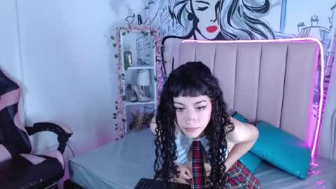 cam_adulcepinkres online show from June 26, 11:37 am