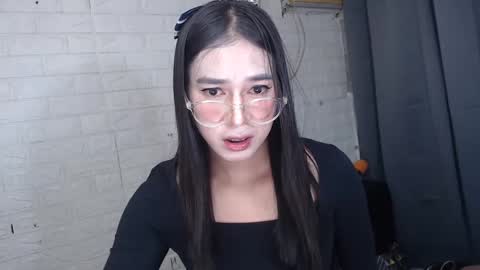 camela_star online show from January 31, 6:25 pm