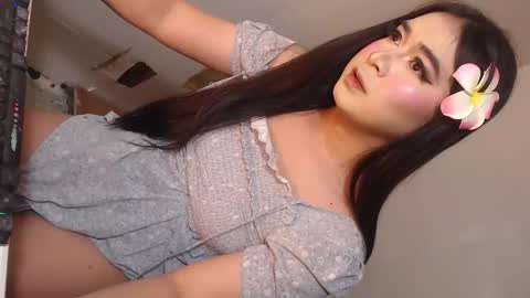 camela_star online show from May 15, 11:23 pm