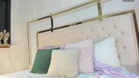 cameron_hearts online show from October 13, 12:18 pm