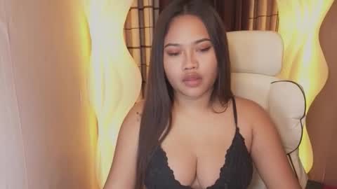 Jade online show from February 6, 7:34 am