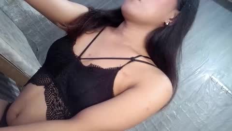 camgirlyuki online show from February 25, 3:32 am