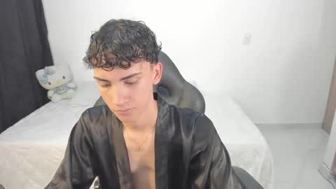 camiboy666 online show from November 13, 11:18 pm