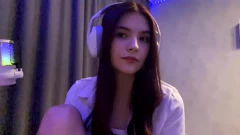 Hello My name is Rina  im new model here and little but shy but curious. online show from September 8, 3:33 pm