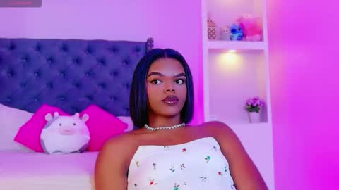 camiestrada online show from November 7, 5:21 am