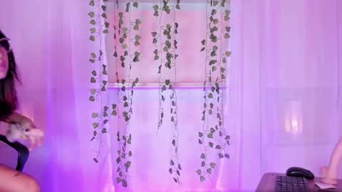 camiigox online show from November 11, 8:11 pm