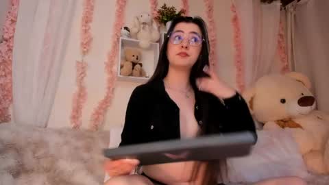 Camii Lopez online show from April 14, 1:42 am