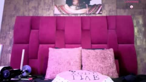 camila__bouzas online show from February 21, 12:08 pm