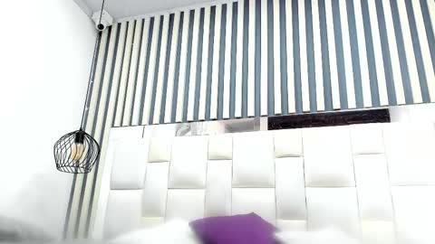 Camila online show from March 6, 4:33 am