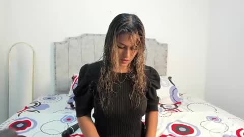   online show from May 11, 10:22 am