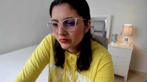 Camila buitrago online show from March 15, 4:10 pm