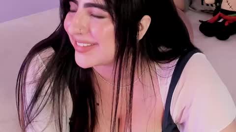 Camila online show from November 10, 12:57 am