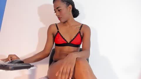 Cami thomsson online show from December 13, 8:48 pm