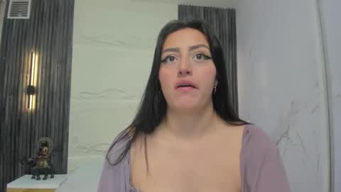 Snapshot of camilahunter__ chatting on October 13, 11:12 am Camila online show from October 13, 11:12 am