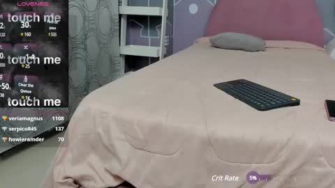 Snapshot of camilahunter__ chatting on January 16, 9:37 am Camila online show from January 16, 9:37 am