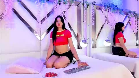    online show from November 3, 1:23 pm