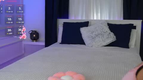 camilleeamour online show from November 26, 6:04 pm