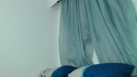 camilo_contre21 online show from December 27, 5:09 am