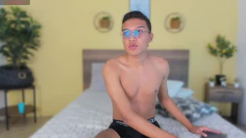 camilo_santoss online show from May 28, 12:25 pm