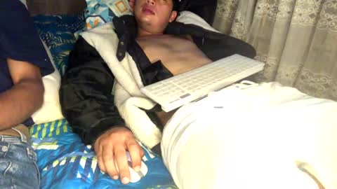 camivaron online show from January 14, 5:29 am