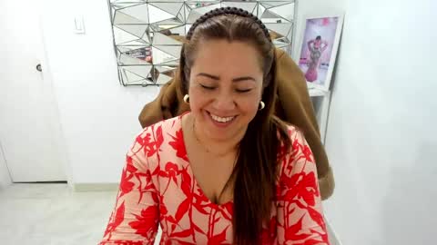 camixxx_m online show from April 9, 4:34 pm