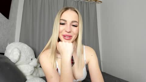 camladylux online show from March 12, 10:46 pm